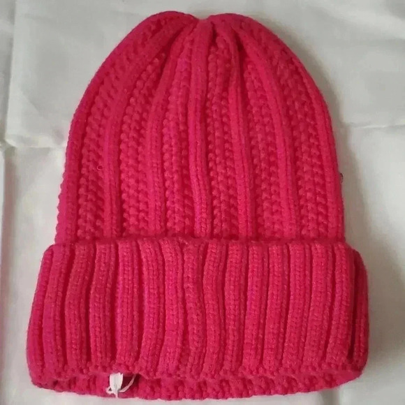 Hello Kitty beanie adored with rhinestones/pearls - Picture 3 of 9